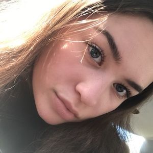 Meet your Posher, Savannah